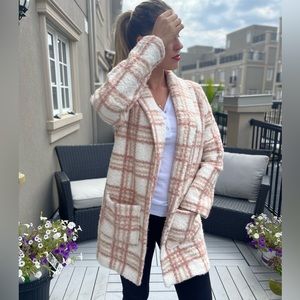 Beautiful cover up / cardigan